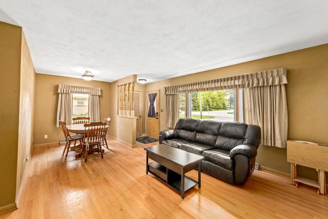 3222 Yorktown STREET, Racine, WI 53404