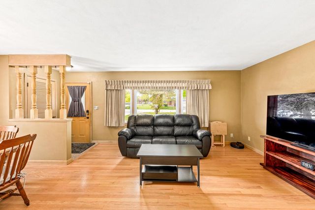 3222 Yorktown STREET, Racine, WI 53404