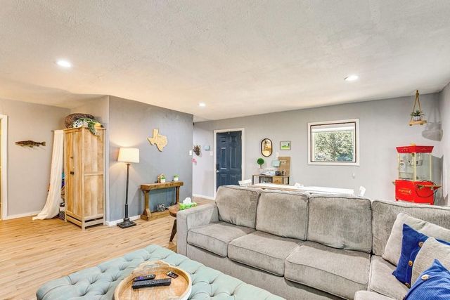 7110 Apache Circle, Mabank, TX 75156