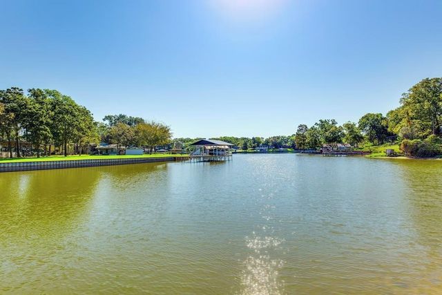 7110 Apache Circle, Mabank, TX 75156