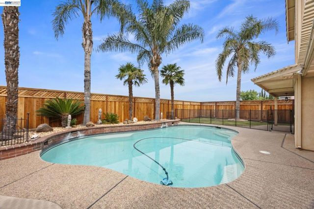 1781 Summertime, Tracy, CA 95376