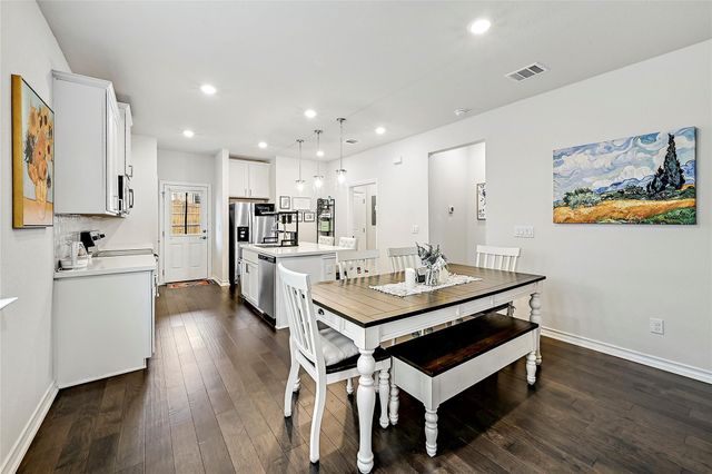 761 Long RUN, Liberty Hill, TX 78642