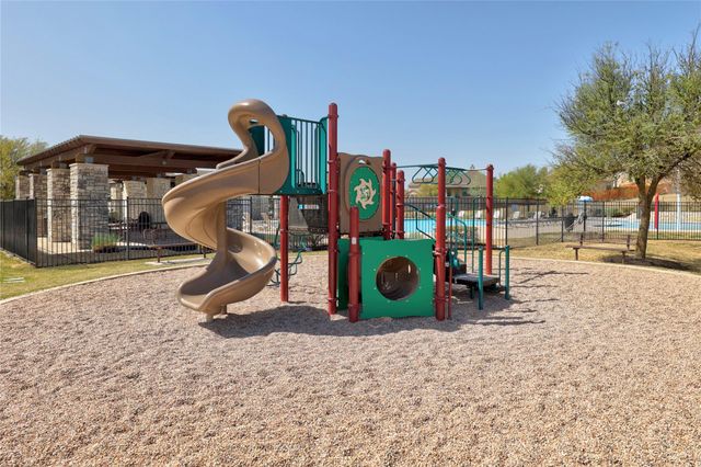 761 Long RUN, Liberty Hill, TX 78642