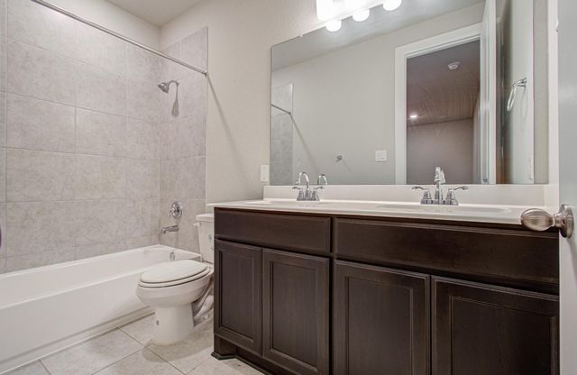 10223 Wylde Point Lane, Missouri City, TX 77459