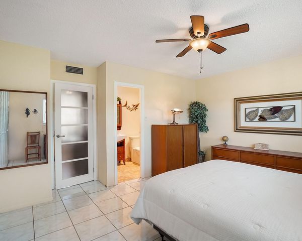 3501 NW 47th Avenue 503, Lauderdale Lakes, FL 33319