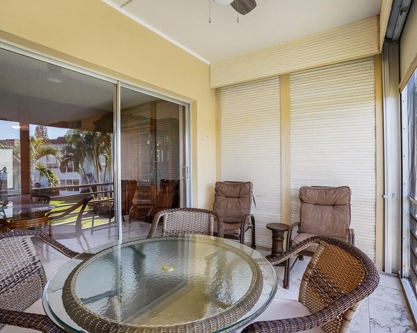 3501 NW 47th Avenue 503, Lauderdale Lakes, FL 33319