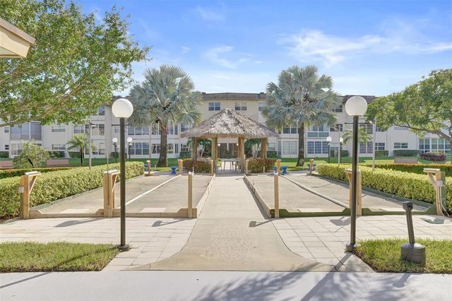 3501 NW 47th Avenue 503, Lauderdale Lakes, FL 33319