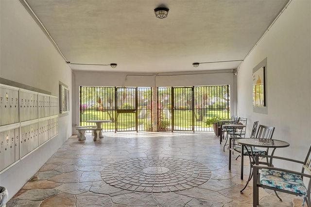 3501 NW 47th Avenue 503, Lauderdale Lakes, FL 33319