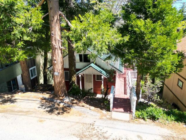 26408 Lake Forest Drive, Twin Peaks, CA 92391
