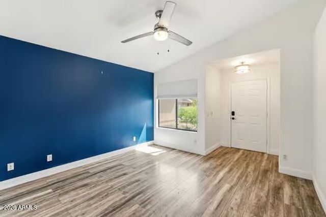 2120 E DONALD Drive, Phoenix, AZ 85024