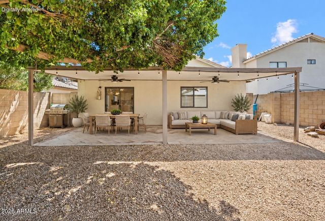 2120 E DONALD Drive, Phoenix, AZ 85024