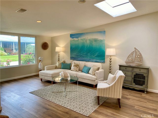 13210 Seaview Ln M10-250D, Seal Beach, CA 90740