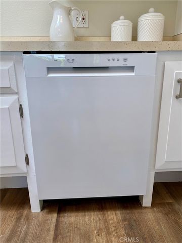 13210 Seaview Ln M10-250D, Seal Beach, CA 90740