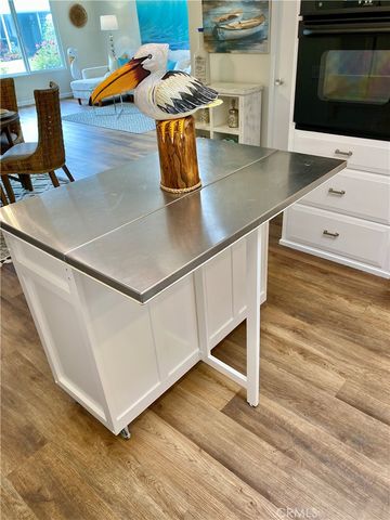 13210 Seaview Ln M10-250D, Seal Beach, CA 90740