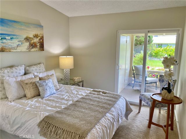 13210 Seaview Ln M10-250D, Seal Beach, CA 90740