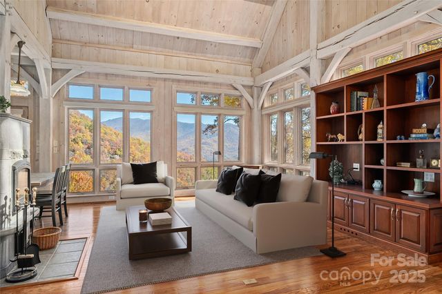 33 Great Aspen Way, Black Mountain, NC 28711