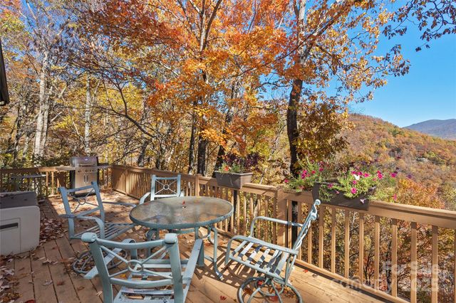 33 Great Aspen Way, Black Mountain, NC 28711