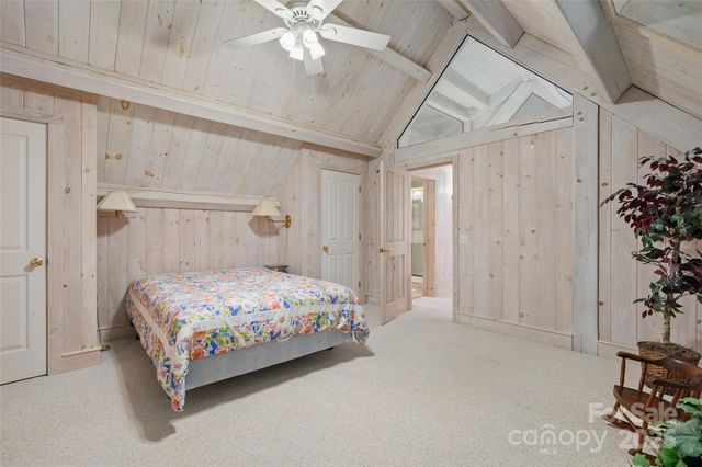 33 Great Aspen Way, Black Mountain, NC 28711