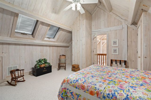 33 Great Aspen Way, Black Mountain, NC 28711