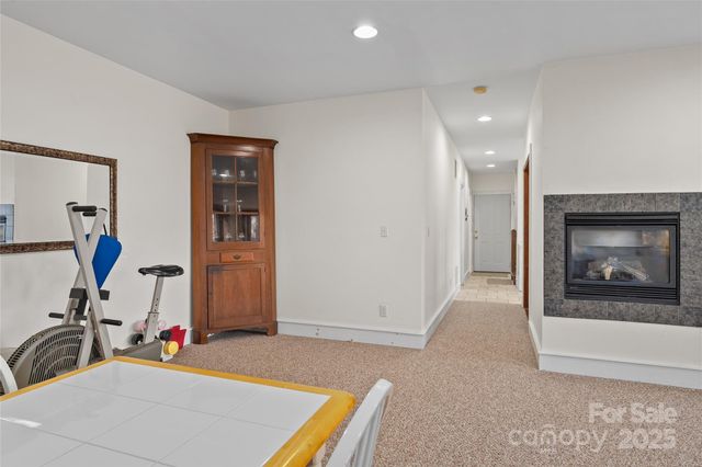 33 Great Aspen Way, Black Mountain, NC 28711