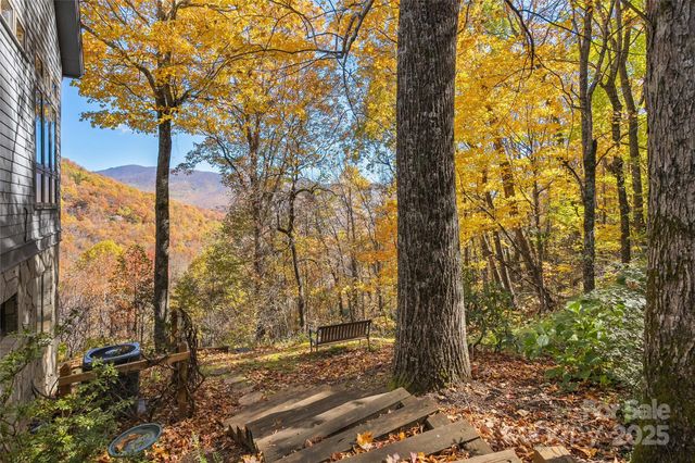 33 Great Aspen Way, Black Mountain, NC 28711