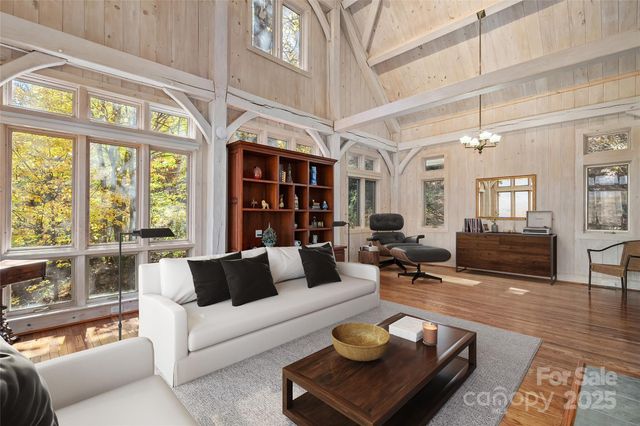 33 Great Aspen Way, Black Mountain, NC 28711