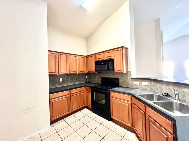 1304 Columbus Lane, Wylie, TX 75098