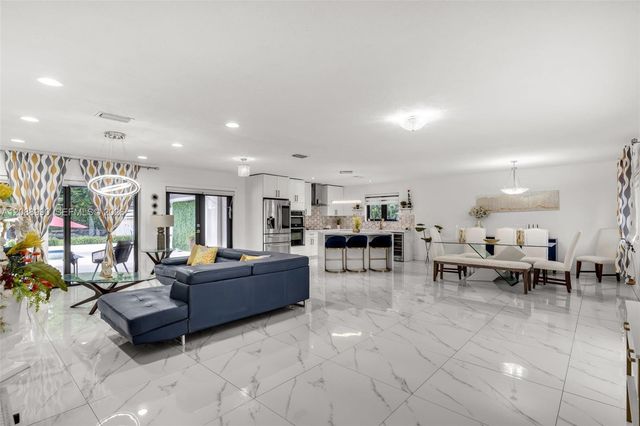 10010 SW 85th Terrace, Miami, FL 33173