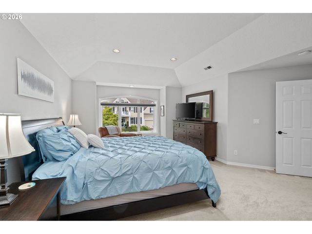 9534 Nw ENGLEMAN St, Portland, OR 97229