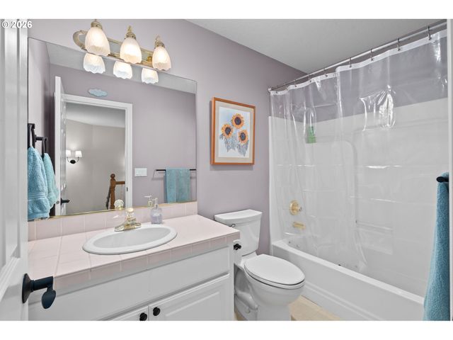 9534 Nw ENGLEMAN St, Portland, OR 97229