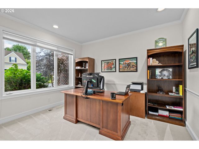 9534 Nw ENGLEMAN St, Portland, OR 97229