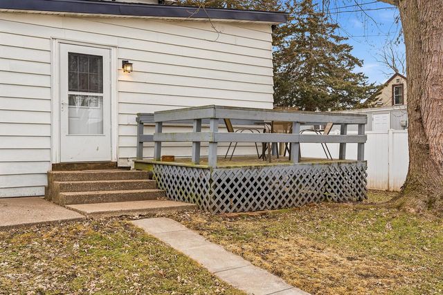 222 Lincoln AVENUE N, West Salem, WI 54669