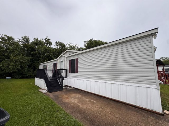 1938 Garden Road 136, Pearland, TX 77581