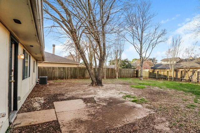 15826 Beechnut Street, Houston, TX 77083