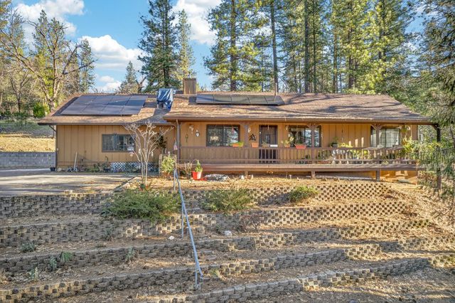 6410 Log Cabin Ln, Placerville, CA 95667