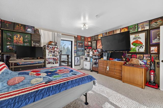 6410 Log Cabin Ln, Placerville, CA 95667