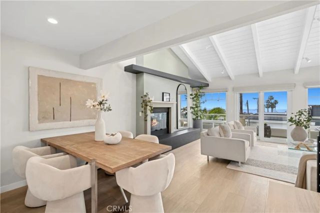 2520 Seaview Avenue, Corona Del Mar, CA 92625