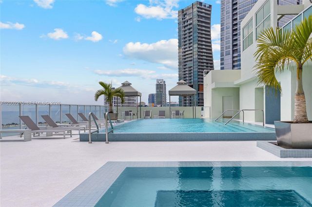 218 SE 14th St 2105, Miami, FL 33131