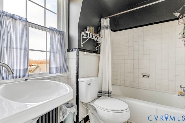 2172 Piping Tree Ferry Rd, Mechanicsville, VA 23111