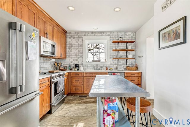 2172 Piping Tree Ferry Rd, Mechanicsville, VA 23111