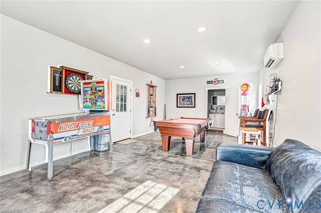 2172 Piping Tree Ferry Rd, Mechanicsville, VA 23111