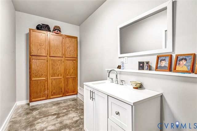 2172 Piping Tree Ferry Rd, Mechanicsville, VA 23111