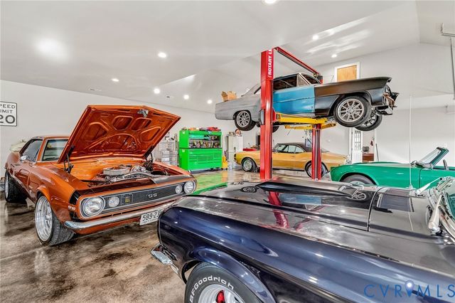 2172 Piping Tree Ferry Rd, Mechanicsville, VA 23111