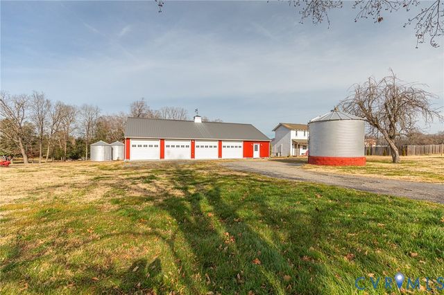 2172 Piping Tree Ferry Rd, Mechanicsville, VA 23111