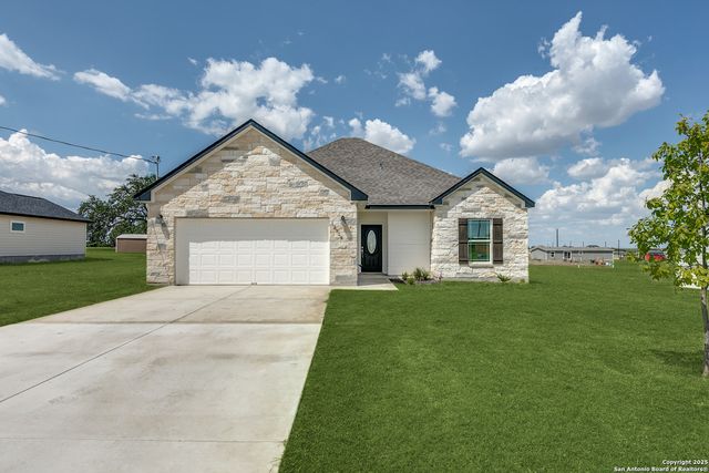 12929 Pueblo Nuevo, Atascosa, TX 78002