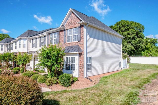 4151 Kenton Glenn Court NW, Concord, NC 28027
