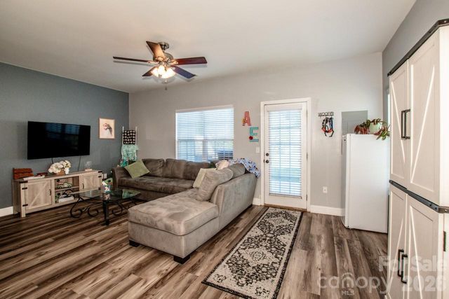 4151 Kenton Glenn Court NW, Concord, NC 28027