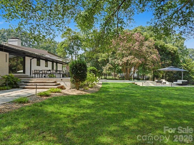 811 Lansdowne Road, Charlotte, NC 28270