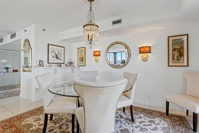 2000 Towerside Ter PH11, Miami, FL 33138