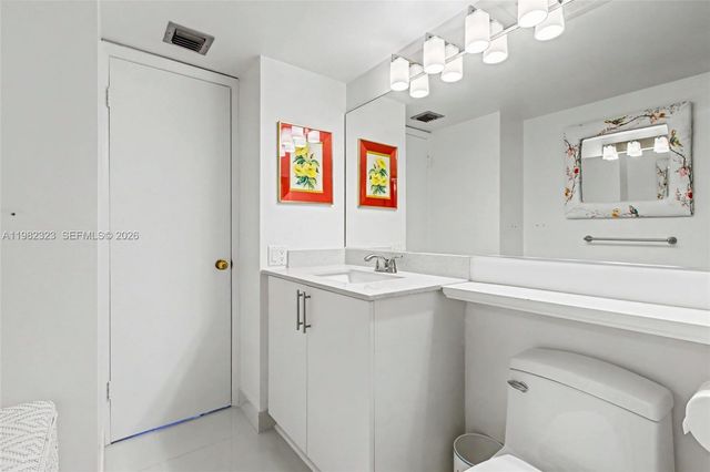 2000 Towerside Ter PH11, Miami, FL 33138